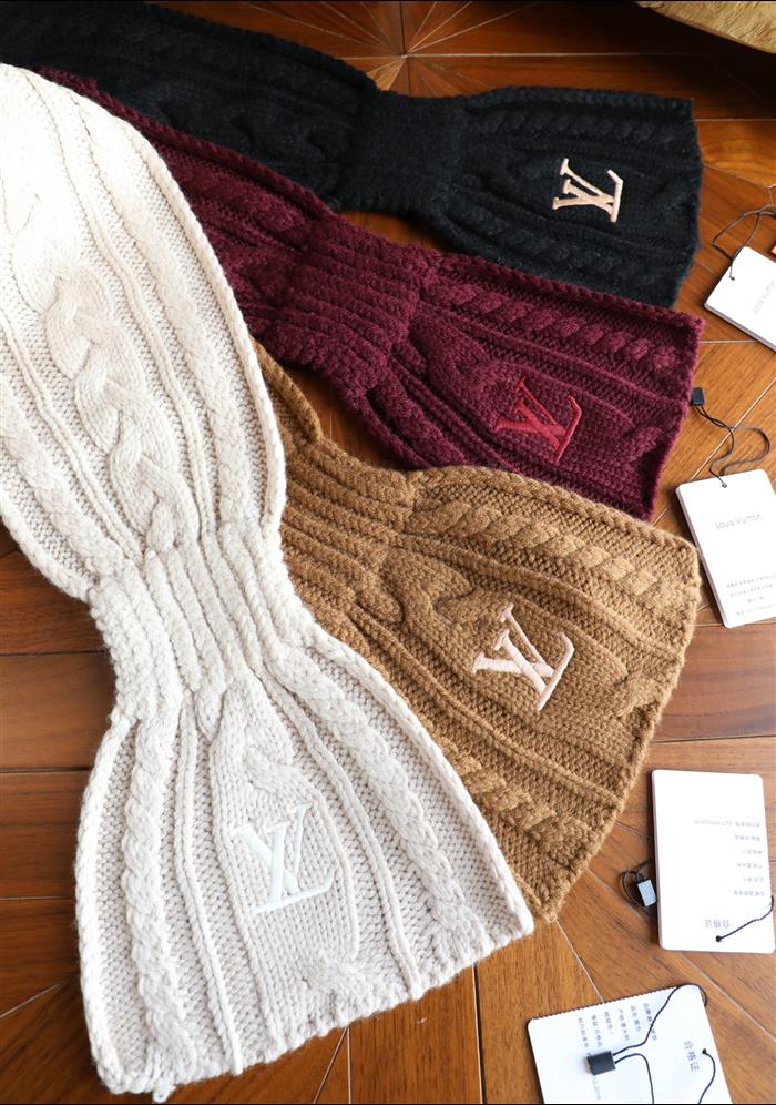 2026116115858478 100